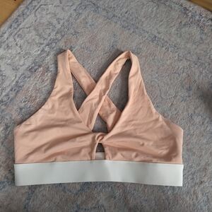 Fabletics Twist Sports Bra